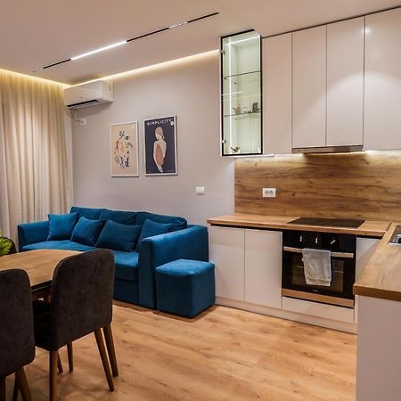 Hidden Gem Tirana 2Br Comfort In Historic Zone ภายนอก รูปภาพ
