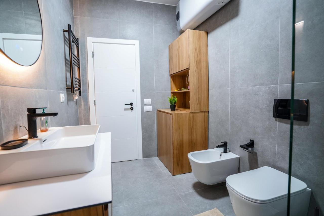 Hidden Gem Tirana 2Br Comfort In Historic Zone ภายนอก รูปภาพ