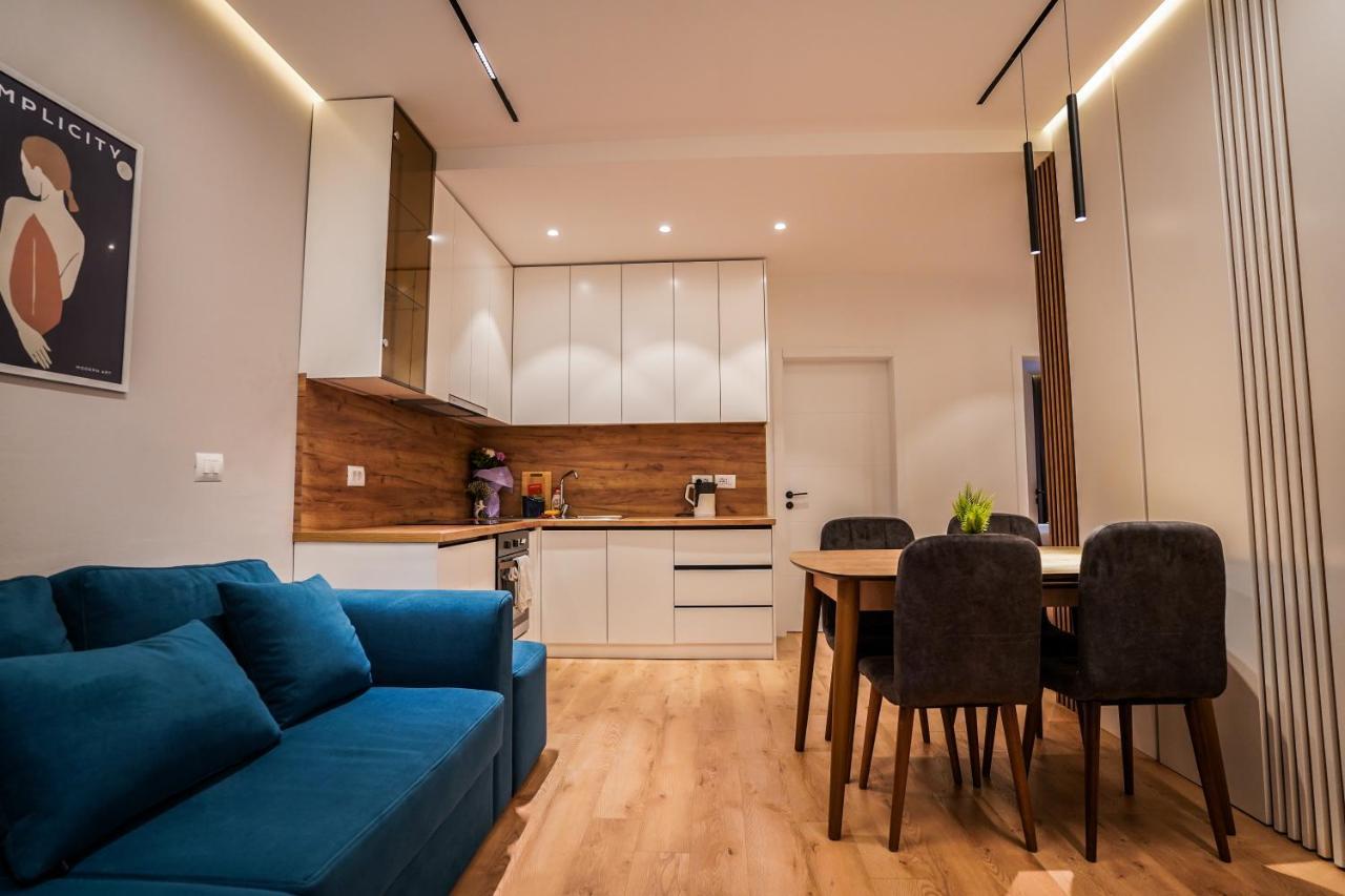 Hidden Gem Tirana 2Br Comfort In Historic Zone ภายนอก รูปภาพ