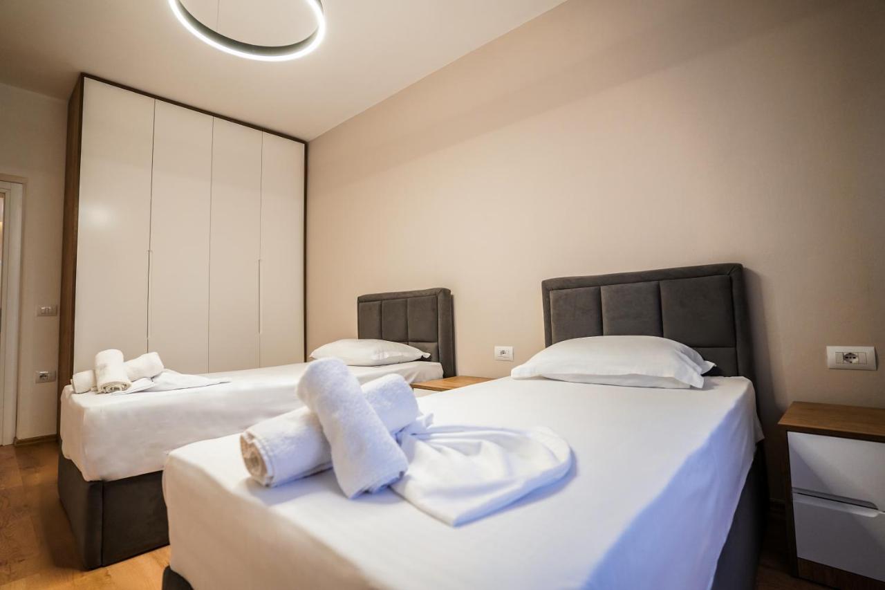 Hidden Gem Tirana 2Br Comfort In Historic Zone ภายนอก รูปภาพ