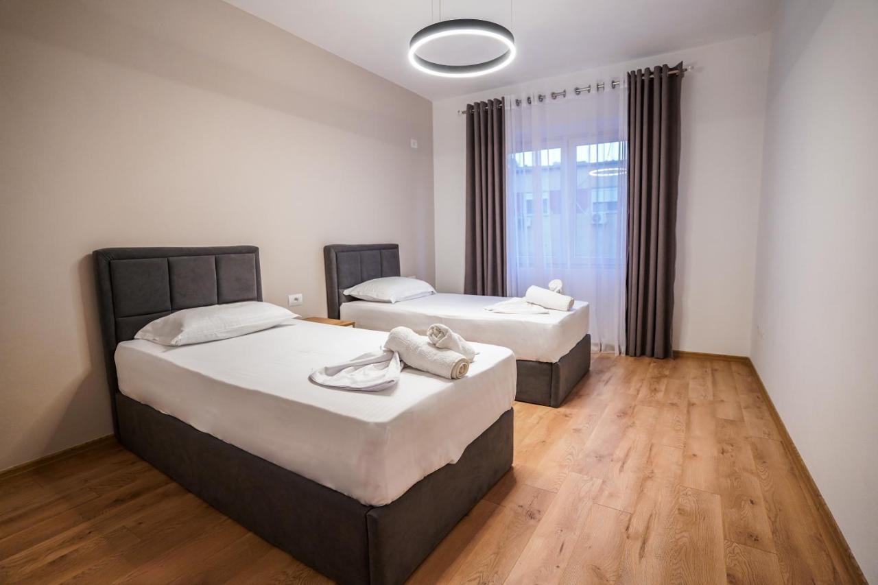 Hidden Gem Tirana 2Br Comfort In Historic Zone ภายนอก รูปภาพ