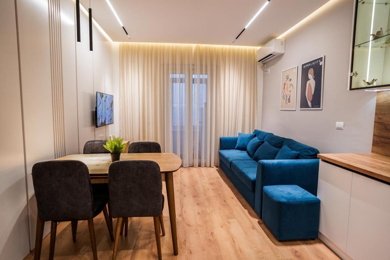 Hidden Gem Tirana 2Br Comfort In Historic Zone ภายนอก รูปภาพ
